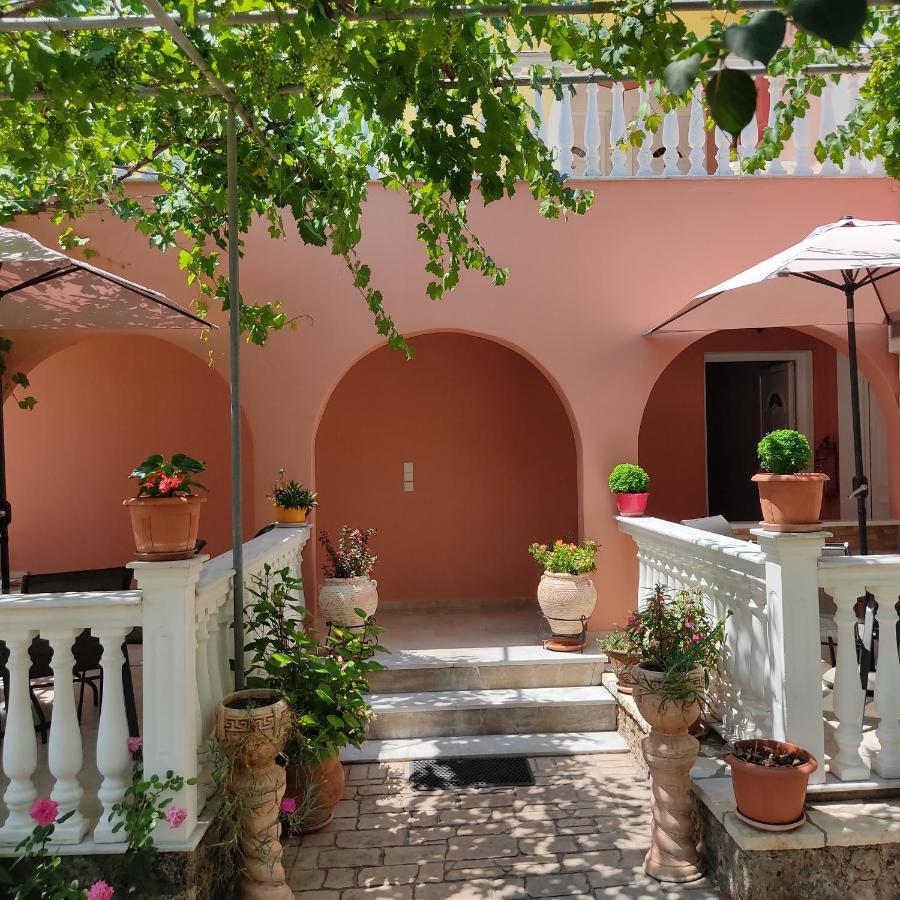 Ferienwohnung Nikolaou Thomas House Parga Exterior foto