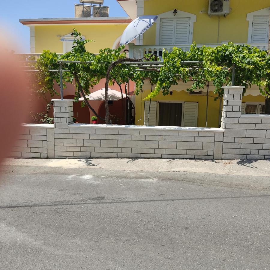 Ferienwohnung Nikolaou Thomas House Parga Exterior foto